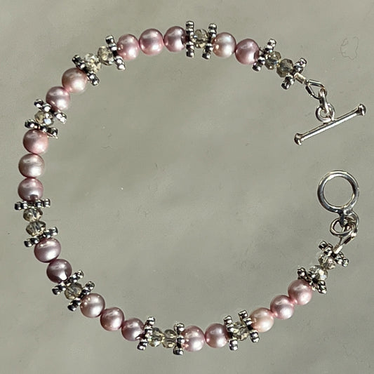 Light Magenta Pearl Bracelet