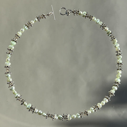 Pastel Green Pearl Necklace